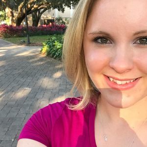 Meet your Posher, Leah